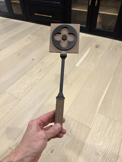 LV Credit Card Wand - Image 3