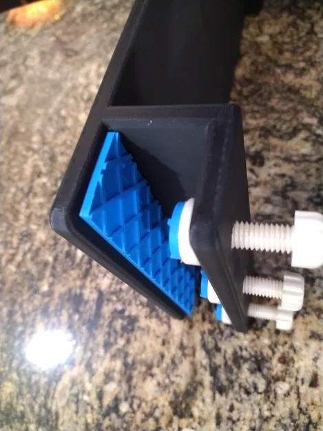 Kệ Treo Laptop Gọn Gàng Bên Bàn Phụ - Image 5