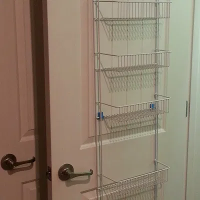 Phụ kiện treo cửa cho kệ lưới (Door Hanging Hardware for Wire Shelving)