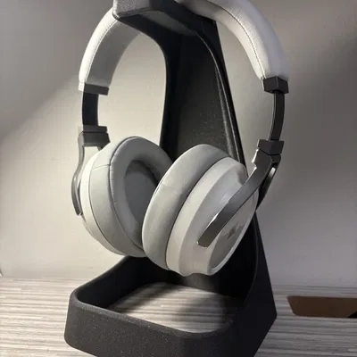 Giá đỡ tai nghe lấy cảm hứng từ IKEA