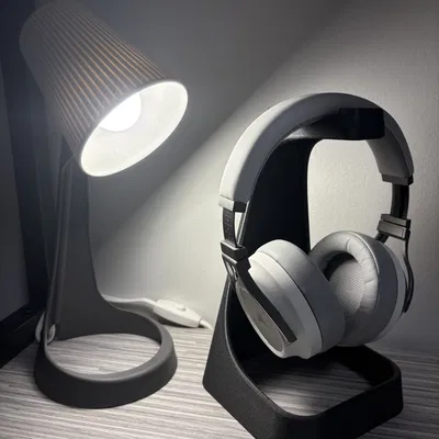 Giá đỡ tai nghe lấy cảm hứng từ IKEA