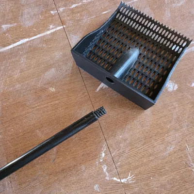 Mini Chicken Poop Scoop (Muỗng xúc phân gà mini)