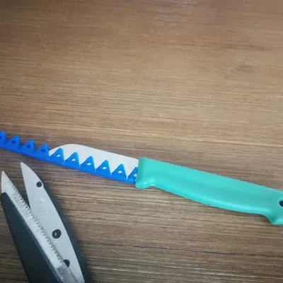 KnifeSNAKE – Ốp bảo vệ lưỡi dao flexible, in nhanh