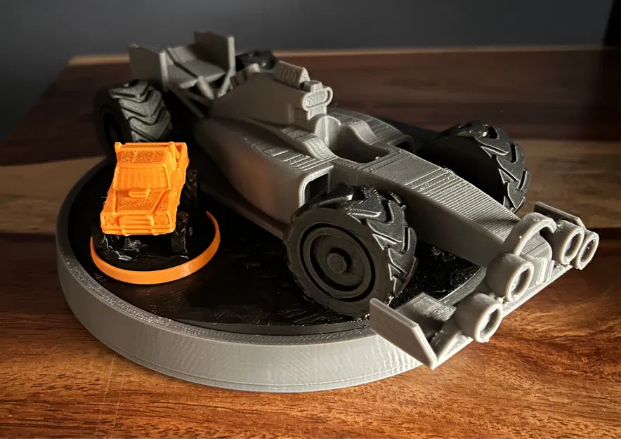 Mẫu xe Formula 1 Derby lấy cảm hứng từ CrashDerby - Image 1