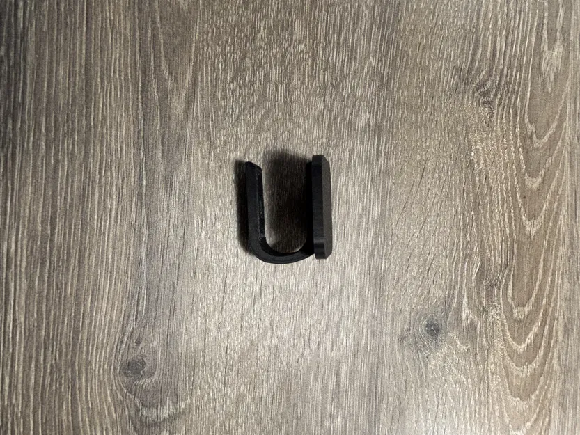 Kẹp Giữ Thiết Bị TomTom Assistant Trên Tấm Che Nắng Ô Tô - Image 2