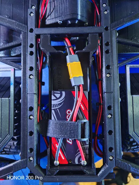 Model 20 3D Set Mogster Battery Holder - Image 1