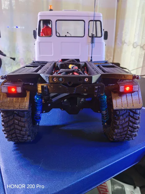 Model 20 3D Set Mogster Battery Holder - Image 2