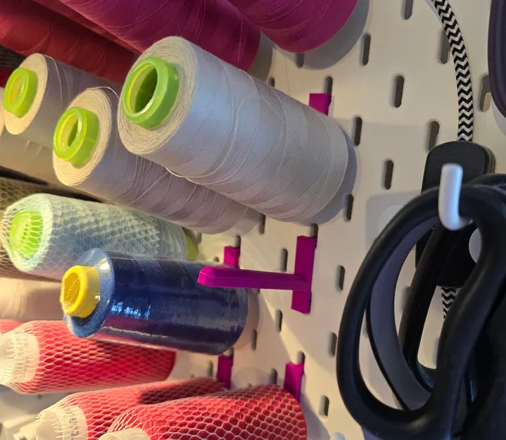 Ikea Skadis holder ống chỉ may Overlock (Overlock sewing thread spool holder) - Image 1