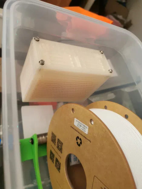 Hộp Silca gel gắn tường - Image 1