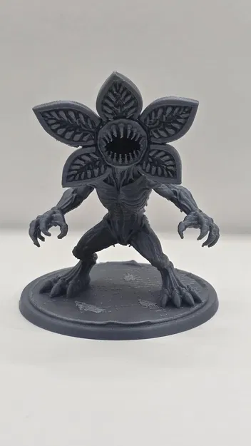 Stranger Things Skull Figurines #16 Demogorgon - Image 3
