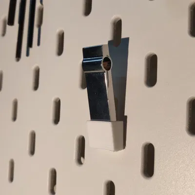 Skadis: Giá giữ USB mini