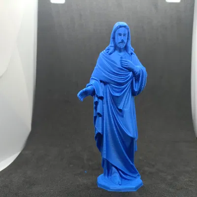 Tượng Chúa Giêsu Chi Tiết – Tác Phẩm Nghệ Thuật Tôn Giáo