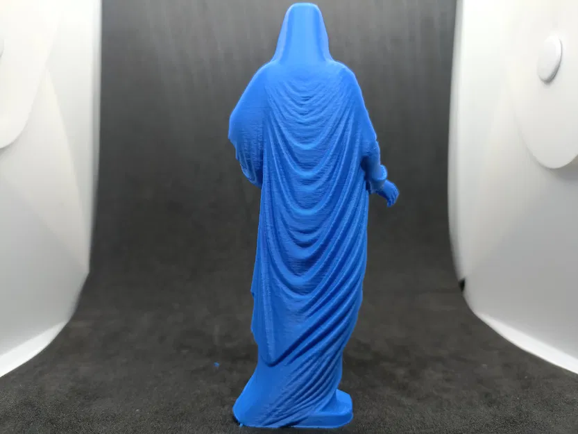 Tượng Chúa Giêsu Chi Tiết – Tác Phẩm Nghệ Thuật Tôn Giáo - Image 6