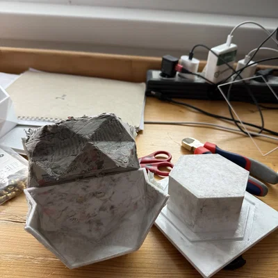 Cardcast | Khuôn ép lục giác làm bình hoa carton | Paper Casting