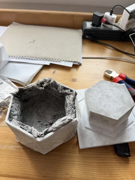 Cardcast | Khuôn ép lục giác làm bình hoa carton | Paper Casting - Image 30