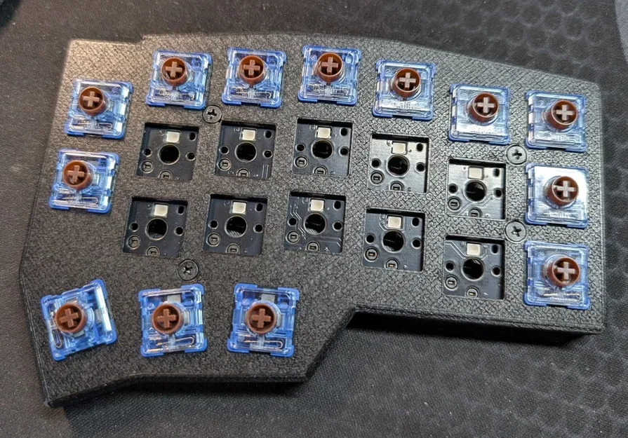 Case Corne Choc/Cherry v4 - Image 7