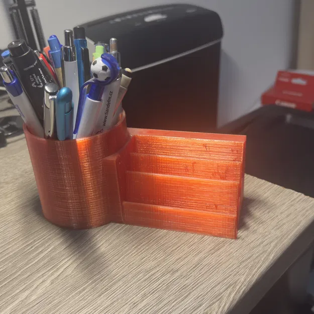 Ống Cắm Bút & Kệ Card Visit 3D Hình Ngựa Độc Đáo - Image 1