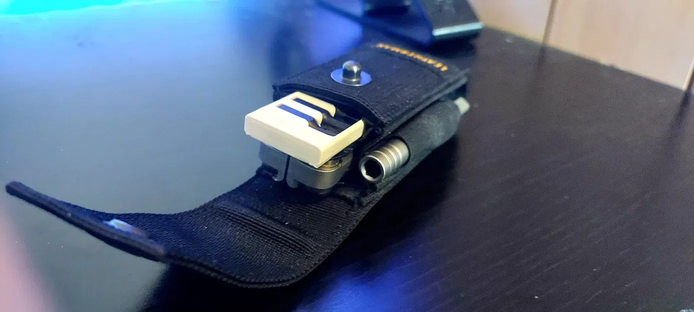 Magnetic Bit Holder-Slim EDC (Kẹp giữ 9 bit nam châm mỏng gọn) - Image 5