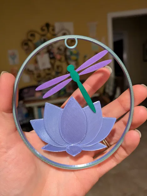 Chuông gió trang trí hoa sen và chuồn chuồn 3D - Image 1