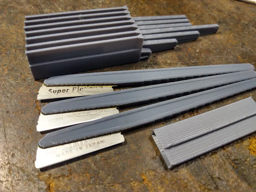 Cán Scalpel Tối Giản cho Lưỡi Dao Cạo Double-Edge Bẻ Đôi (SCAD) - Image 1