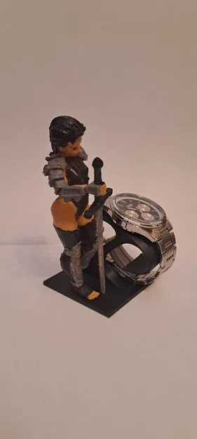 Blade Guardian – Giá đỡ đồng hồ Chiến binh - Image 1