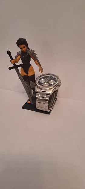 Blade Guardian – Giá đỡ đồng hồ Chiến binh - Image 4