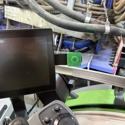 Giá đỡ điện thoại Quadlock thay thế Fendt