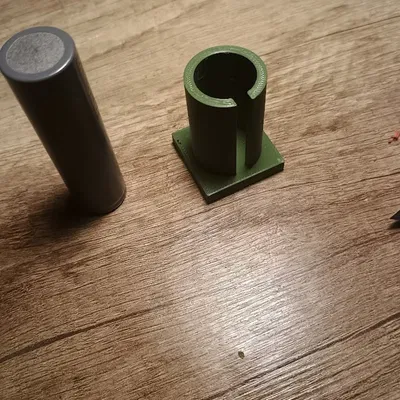 Giá đỡ pin 18650 để hàn dây dễ dàng