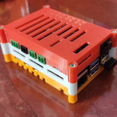 Vỏ cho Raspberry Pi 5 với MacArthur HAT