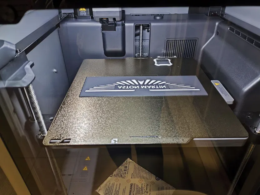 Logo Aston Martin In 3D Độc Đáo, Tùy Biến Màu Sắc - Image 2