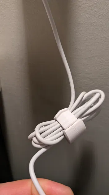 Kẹp Giữ Dây Cáp 3D - Giải Pháp Gọn Gàng Đơn Giản - Image 1