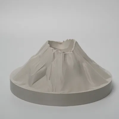 Volcanic Tealight Holder – Đế Tealight Núi Lửa