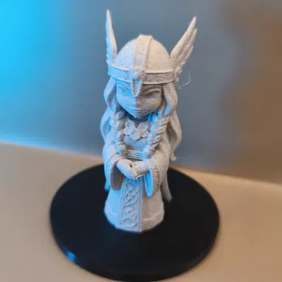 Freya - Tượng nhân vật thần thoại Bắc Âu