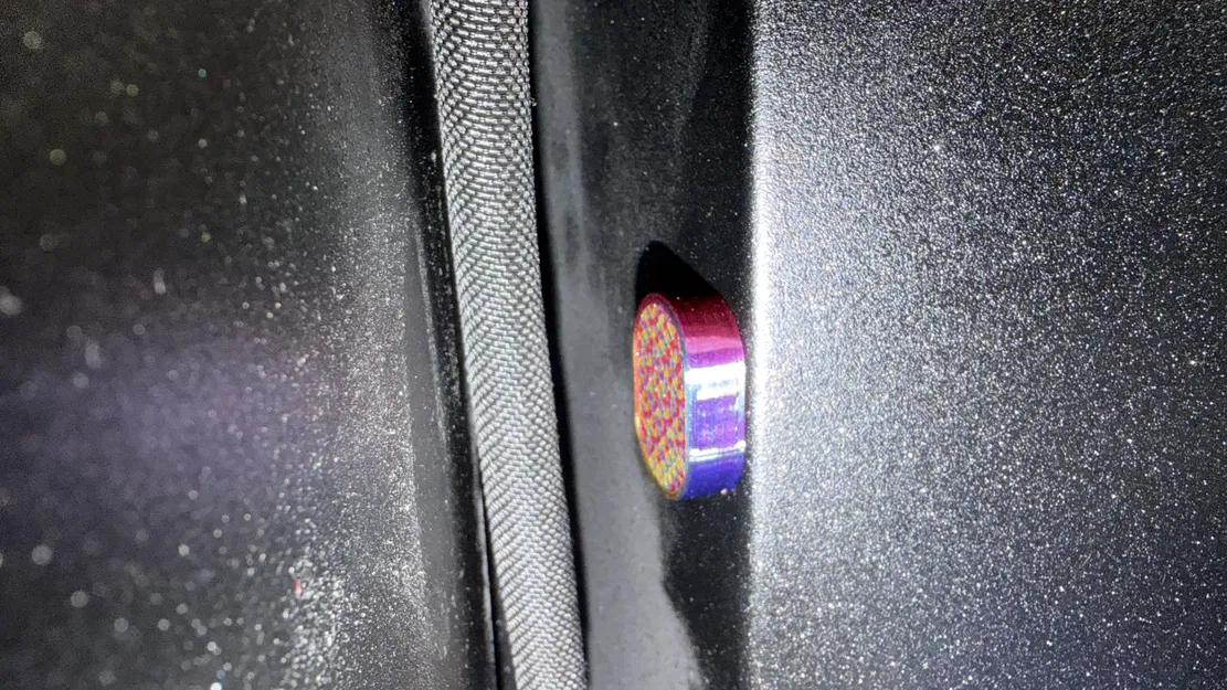 CoreOne Right Hole Cover Magnet (Nắp che lỗ phải kèm nam châm) - Image 2