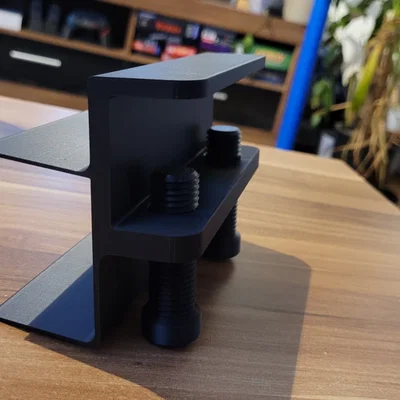 Giá đỡ Remote Control Holder kẹp bàn