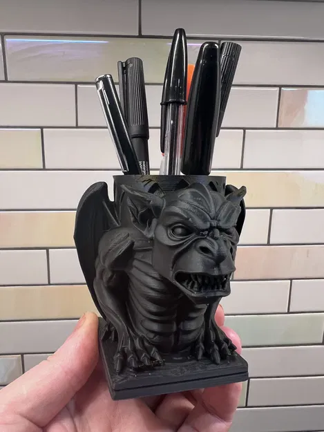 Chặn Giấy Hình Quái Vật Gargoyle - Ly Cắm Bút 3D Độc Đáo - Image 1