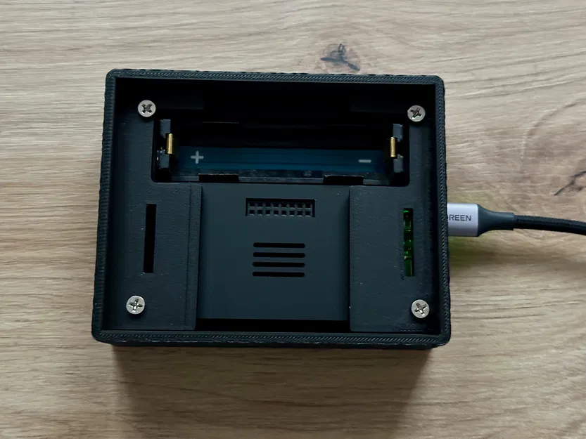 Vỏ đối xứng cho WaveShare ESP32-S3 4.2inch RLCD - Image 4