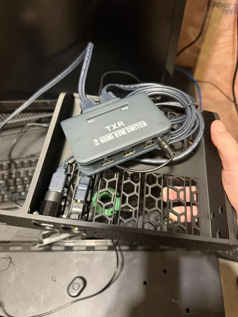 Tấm blank plate passthrough modular 19-inch kèm shelf - Image 3