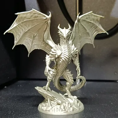 Tượng Rồng Có Cánh Hoành Tráng – Mô Hình Fantasy Có Đế (STL in 3D)