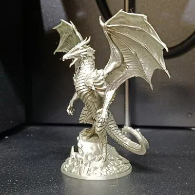 Tượng Rồng Có Cánh Hoành Tráng – Mô Hình Fantasy Có Đế (STL in 3D)