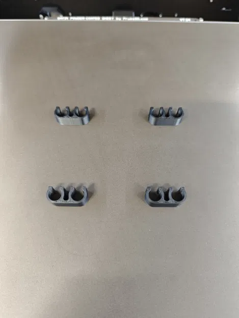 Držák kabelů GYSFLASH 102.24 - Giá đỡ dây cáp sạc (in 3D) - Image 4