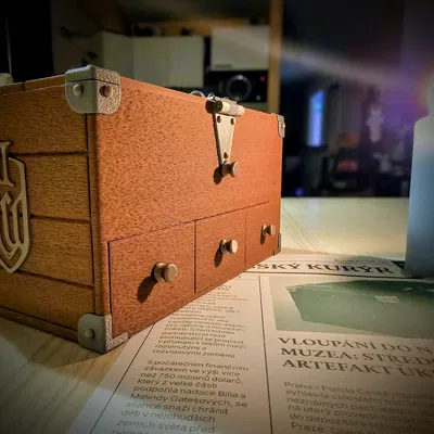 Machina Barbae Arcana: Rương OneBlade của Thợ Cả (Bản Modular)