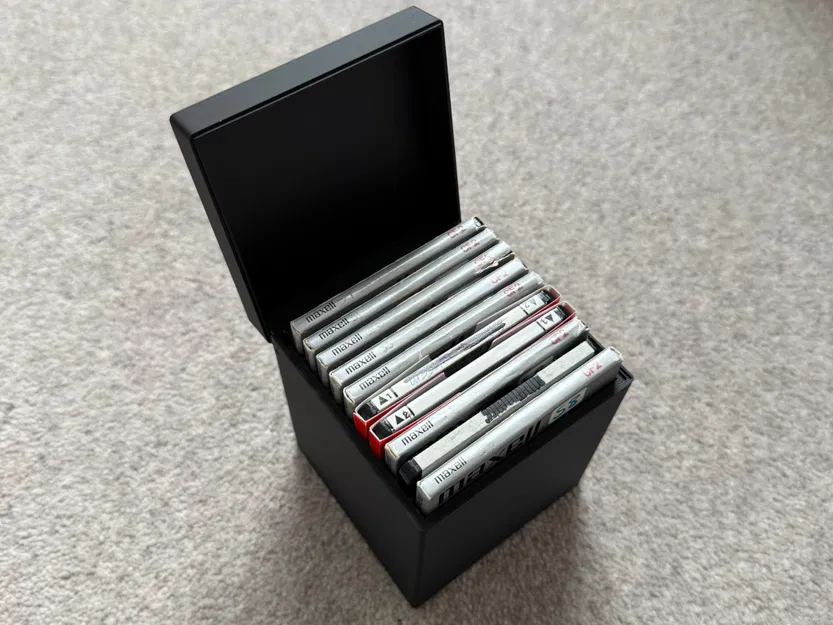 Hộp đĩa floppy CF-2 3 inch gọn – chứa 10 đĩa - Image 1