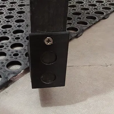 Miếng bảo vệ góc cửa (Door corner protector)