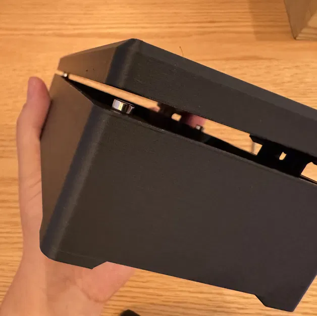 Hidden Blade Reliquary: Kingdom Come: Deliverance 2 – Philips OneBlade 360 - Image 12