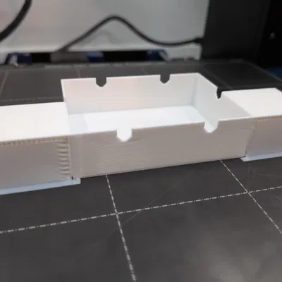 Nắp Che Mồi Diệt Kiến Lỏng Catchmaster DEFIANT