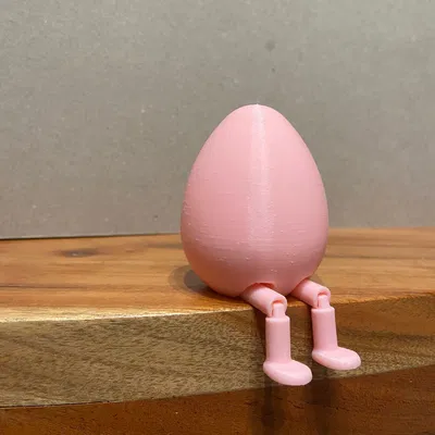 Trứng Phục Sinh có chân và bàn chân, đứng được