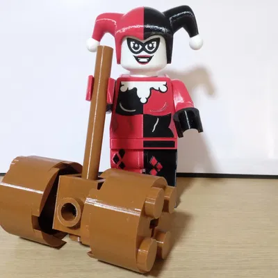 Mô Hình Harley Quinn Minifigure Khổng Lồ - In 3D