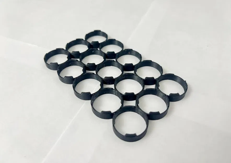 Khay giữ pin 18650 dạng tham số (Parametric 18650 battery holder) - Image 2