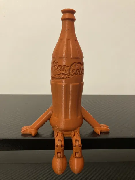 Mô Hình Chai Coca-Cola Biết Đi - Đồ Chơi Sáng Tạo In 3D - Image 1